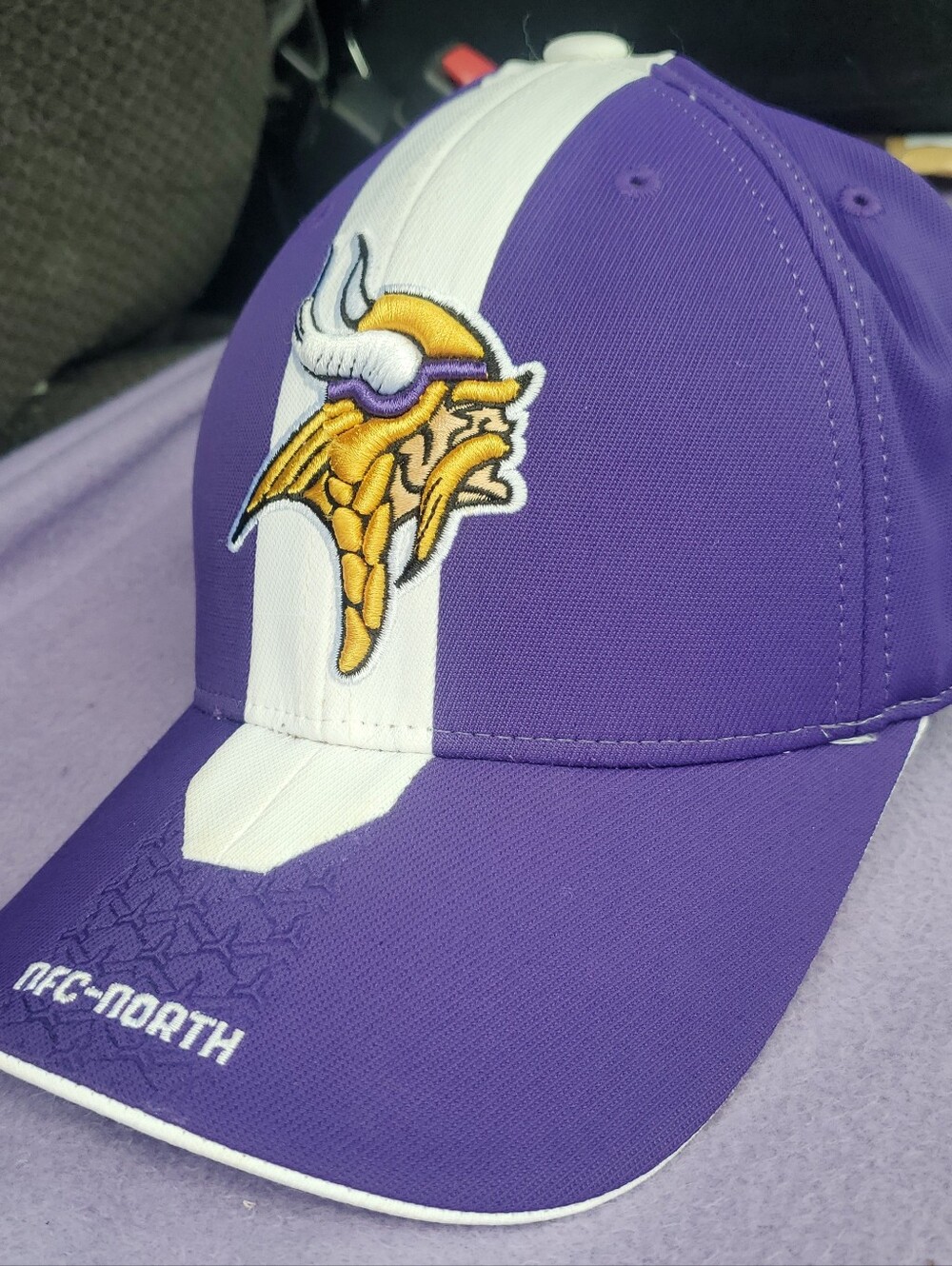 NFL Purple and White Sideline Cap Interior Label Vikings
